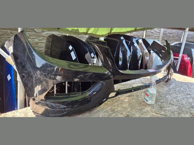 bontott MERCEDES-BENZ M-CLASS Első Lökhárító (Üresen)