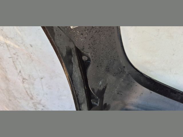 bontott MERCEDES-BENZ M-CLASS Első Lökhárító (Üresen)