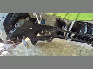 bontott MERCEDES-BENZ M-CLASS Első Lökhárító (Üresen)