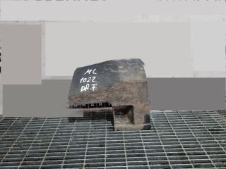 bontott MERCEDES-BENZ M-CLASS Első Sárvédő Gumi Pár