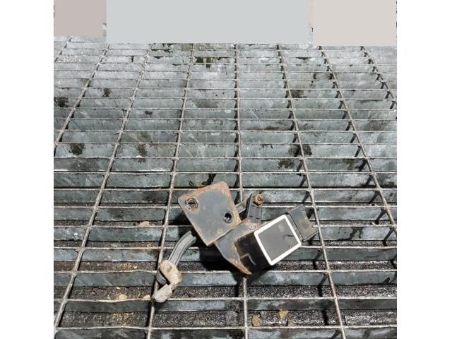 bontott MERCEDES-BENZ M-CLASS Első Xenon Szintszabályzó Jeladó