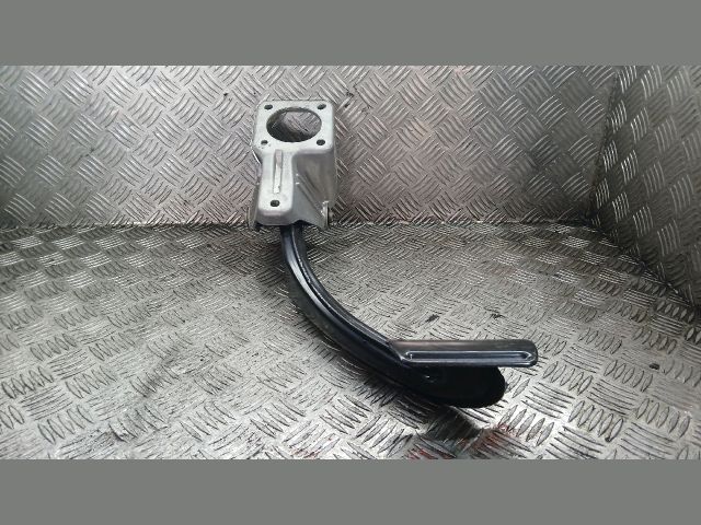 bontott MERCEDES-BENZ M-CLASS Fékpedál