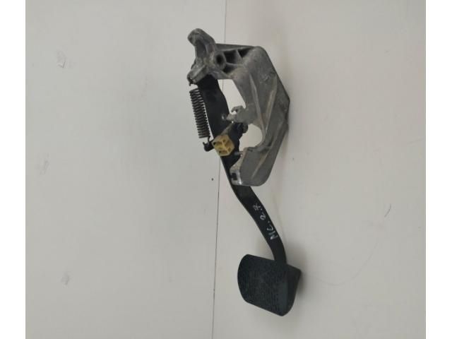 bontott MERCEDES-BENZ M-CLASS Fékpedál