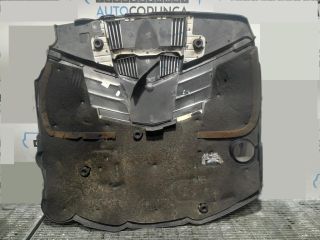 bontott MERCEDES-BENZ M-CLASS Felső Hűtőburkolat