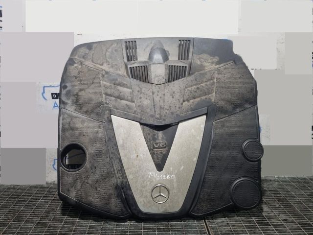 bontott MERCEDES-BENZ M-CLASS Felső Hűtőburkolat