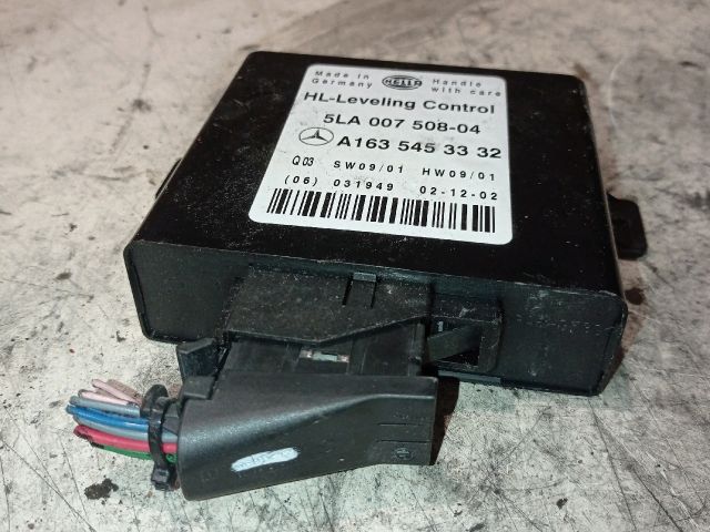 bontott MERCEDES-BENZ M-CLASS Fényszóró Elektronika