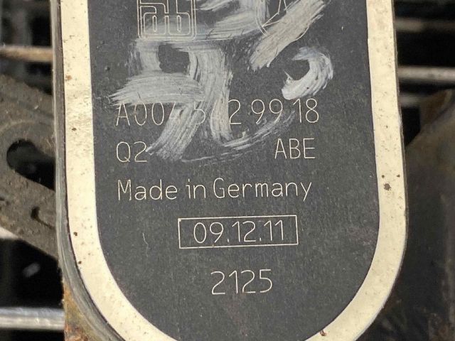 bontott MERCEDES-BENZ M-CLASS Fényszórómagasság Állító Motor (Pozíciófüggetlen)