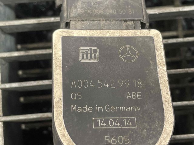 bontott MERCEDES-BENZ M-CLASS Fényszórómagasság Állító Motor (Pozíciófüggetlen)