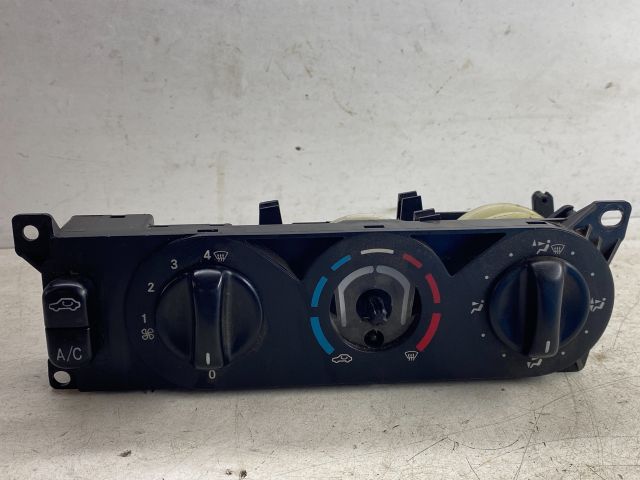 bontott MERCEDES-BENZ M-CLASS Fűtéskapcsoló (manuális klímás)