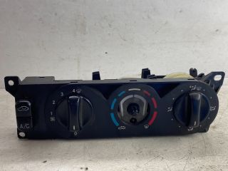 bontott MERCEDES-BENZ M-CLASS Fűtéskapcsoló (manuális klímás)