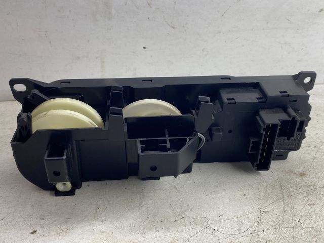 bontott MERCEDES-BENZ M-CLASS Fűtéskapcsoló (manuális klímás)