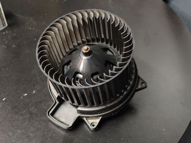 bontott MERCEDES-BENZ M-CLASS Fűtőmotor (Klímás)