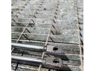 bontott MERCEDES-BENZ M-CLASS Gázrugós Kitámasztó Teleszkóp Csomagtérajtó (Pozíciófüggetlen)