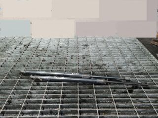 bontott MERCEDES-BENZ M-CLASS Gázrugós Kitámasztó Teleszkóp Csomagtérajtó (Pozíciófüggetlen)