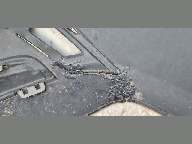 bontott MERCEDES-BENZ M-CLASS Hátsó Lökhárító (Üresen)