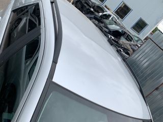 bontott MERCEDES-BENZ M-CLASS Hátsó Szélvédő Díszléc Alsó