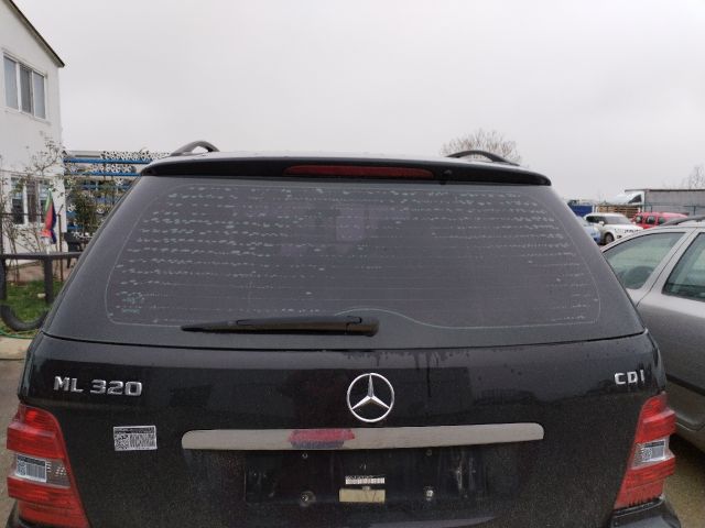 bontott MERCEDES-BENZ M-CLASS Hátsó Szélvédő