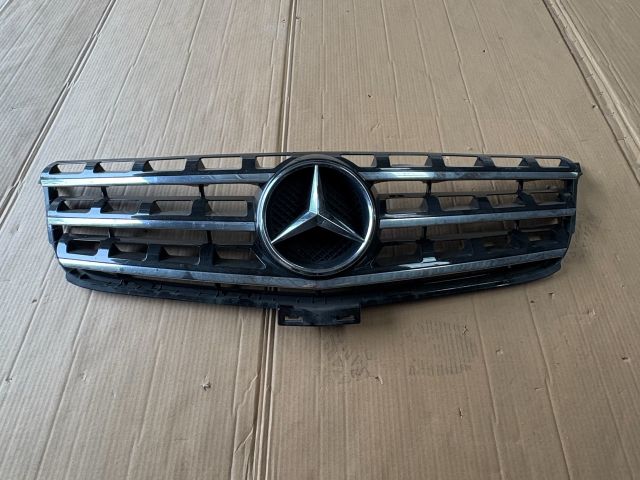 bontott MERCEDES-BENZ M-CLASS Hűtőrács