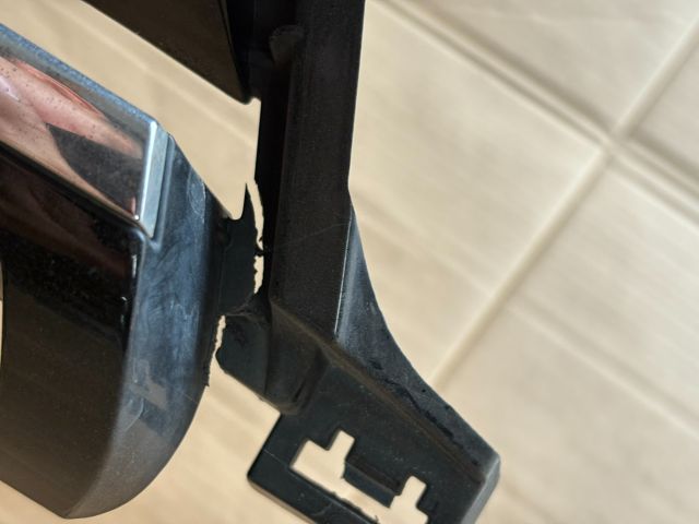 bontott MERCEDES-BENZ M-CLASS Hűtőrács