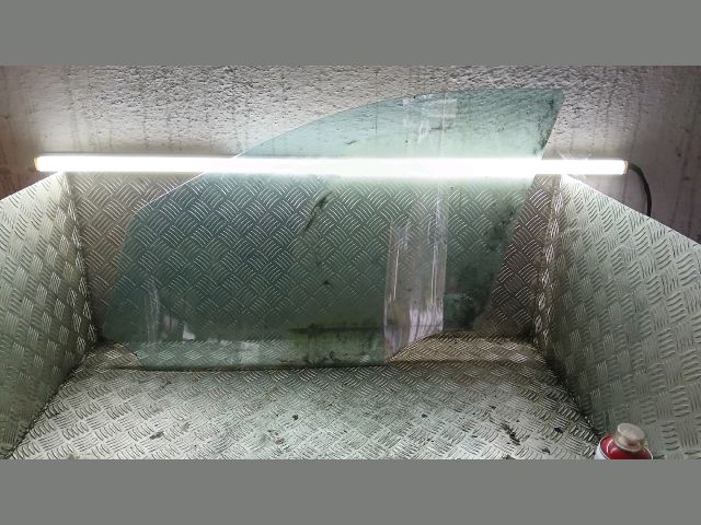 bontott MERCEDES-BENZ M-CLASS Jobb első Ablak