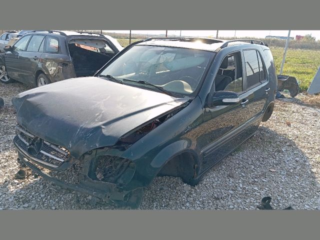 bontott MERCEDES-BENZ M-CLASS Jobb első Ablaktörlő Kar