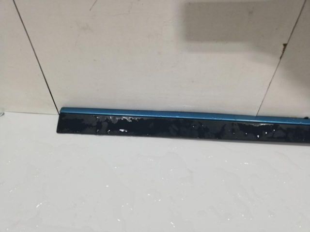 bontott MERCEDES-BENZ M-CLASS Jobb első Ajtó Díszléc