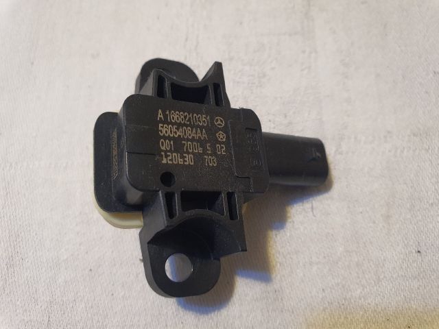 bontott MERCEDES-BENZ M-CLASS Jobb első Oldal Ütközés Érzékelő