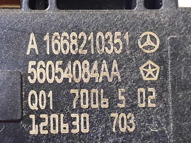 bontott MERCEDES-BENZ M-CLASS Jobb első Oldal Ütközés Érzékelő