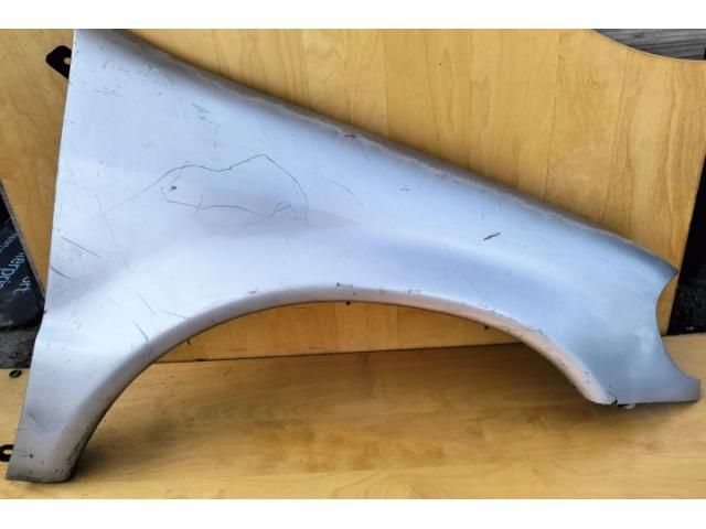 bontott MERCEDES-BENZ M-CLASS Jobb első Sárvédő