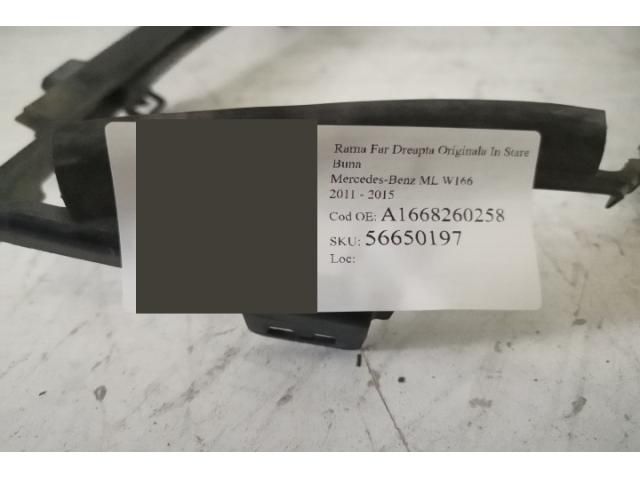 bontott MERCEDES-BENZ M-CLASS Jobb Fényszóró Lámpakeret