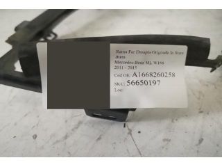 bontott MERCEDES-BENZ M-CLASS Jobb Fényszóró Lámpakeret