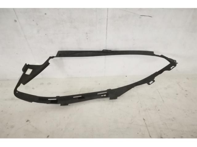 bontott MERCEDES-BENZ M-CLASS Jobb Fényszóró Lámpakeret