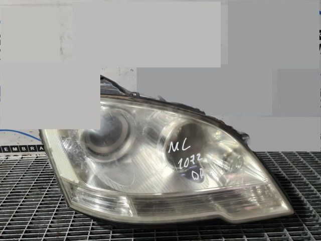bontott MERCEDES-BENZ M-CLASS Jobb Fényszóró