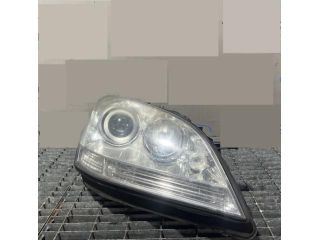 bontott MERCEDES-BENZ M-CLASS Jobb Fényszóró
