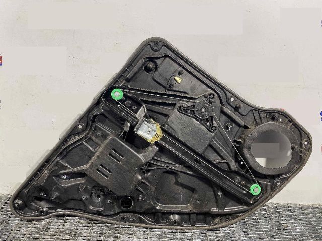 bontott MERCEDES-BENZ M-CLASS Jobb hátsó Ablakemelő Szerkezet (Elektromos)