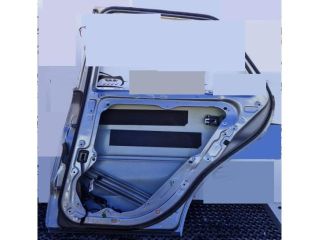 bontott MERCEDES-BENZ M-CLASS Jobb hátsó Ajtó (Üres lemez)