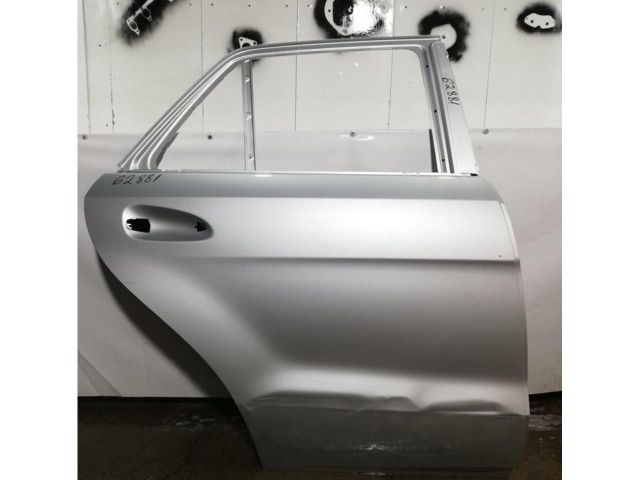 bontott MERCEDES-BENZ M-CLASS Jobb hátsó Ajtó (Üres lemez)