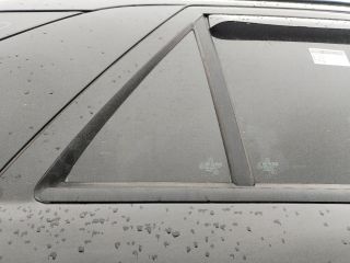 bontott MERCEDES-BENZ M-CLASS Jobb hátsó Fixüveg (Ajtóban)