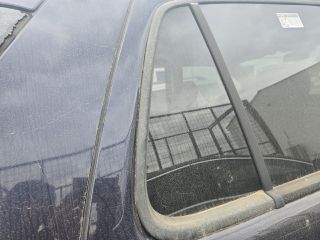 bontott MERCEDES-BENZ M-CLASS Jobb hátsó Fixüveg (Ajtóban)