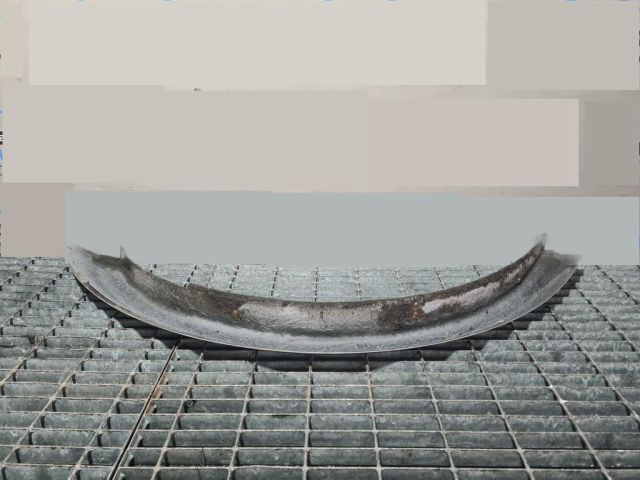 bontott MERCEDES-BENZ M-CLASS Jobb hátsó Sárvédő Díszléc