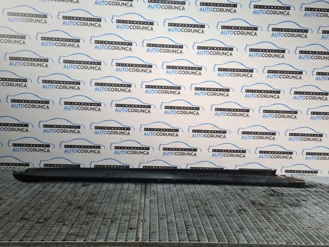 bontott MERCEDES-BENZ M-CLASS Jobb Küszöb