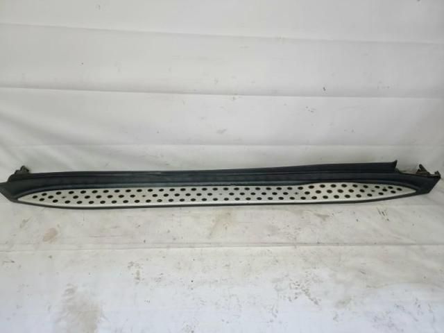 bontott MERCEDES-BENZ M-CLASS Jobb Küszöb