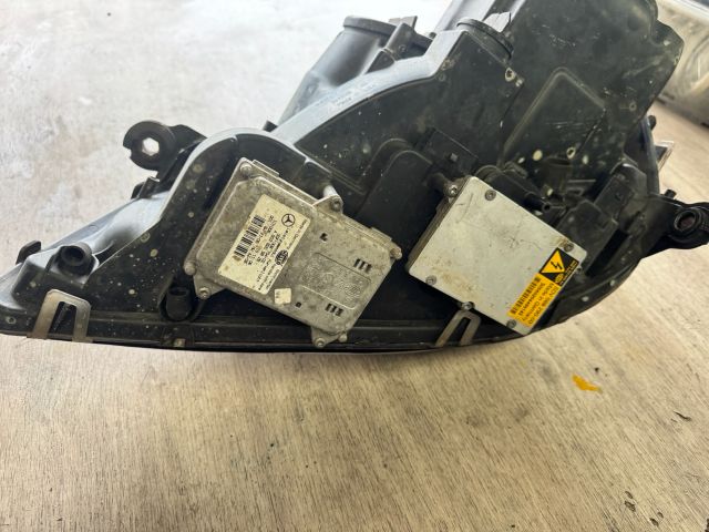 bontott MERCEDES-BENZ M-CLASS Jobb Xenon Fényszóró