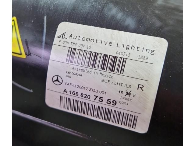 bontott MERCEDES-BENZ M-CLASS Jobb Xenon Fényszóró