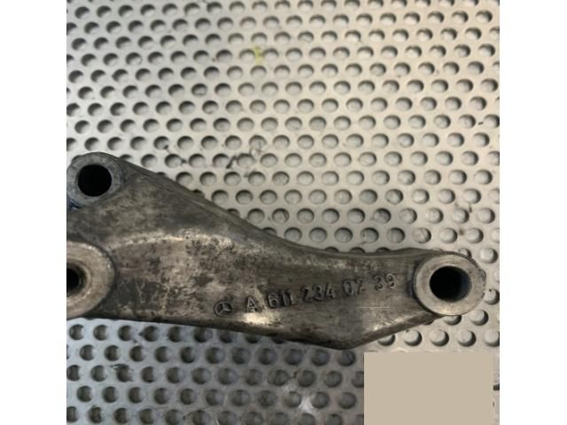 bontott MERCEDES-BENZ M-CLASS Klímakompresszor Tartó Bak