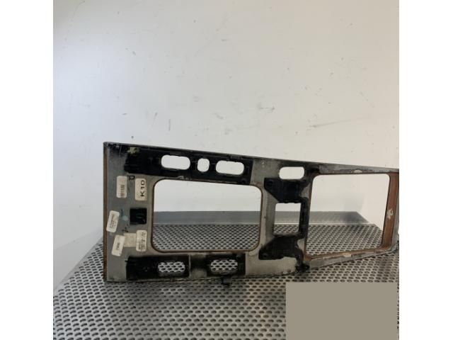 bontott MERCEDES-BENZ M-CLASS Középső Kardánbox Burkolat