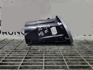 bontott MERCEDES-BENZ M-CLASS Középső Szellőző