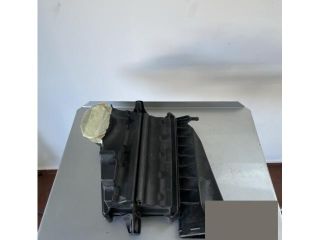 bontott MERCEDES-BENZ M-CLASS Légszűrő Ház