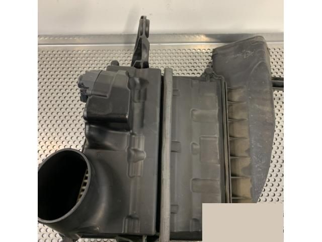 bontott MERCEDES-BENZ M-CLASS Légszűrő Ház