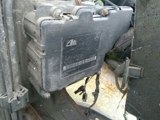 bontott MERCEDES-BENZ M-CLASS Termosztátház